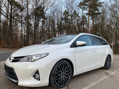 Toyota Auris Touring Sports