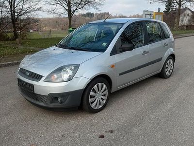 Gebraucht Ford Fiesta 60 PS (44 kW) 2006 Silber Kleinwagen