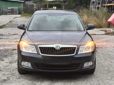 Gebraucht Skoda Octavia 105 PS (77 kW) 2013 Grün Kombi