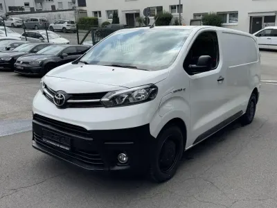 Gebraucht Toyota Proace Verso 100 kW (136 PS) 2021 Weiß Kombi