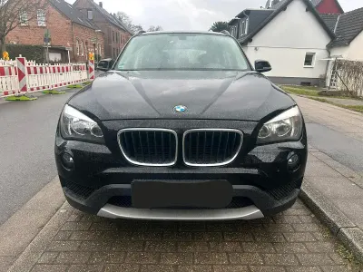 Gebraucht BMW X1 115 PS (84 kW) 2013 Schwarz SUV