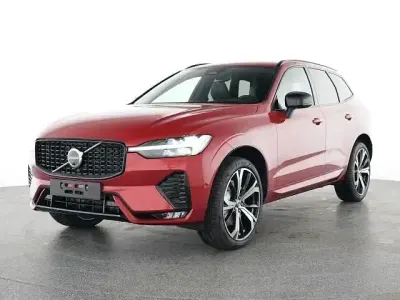 Gebraucht Volvo XC60 Ultra 250 PS (183 kW) 2025 Fusion red / metallic (metallic) SUV