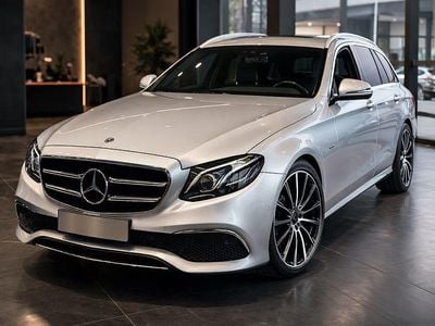 Gebraucht Mercedes E220 194 PS (142 kW) 2020 Silber Kombi