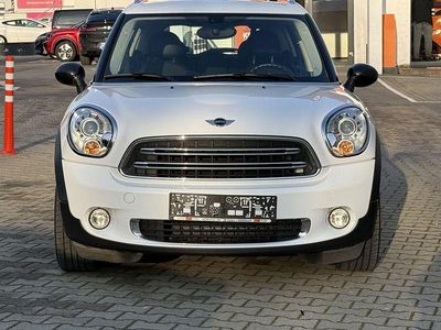 Weiß Gebraucht 2015 Mini One Countryman SUV | 11.790 € (Teuer)