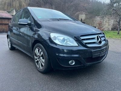 Mercedes B180