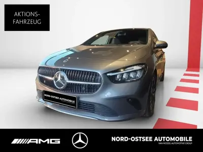 Gebraucht Mercedes B180 Progressive 136 PS (100 kW) 2026 Metalliclack mountaingrau Kleinwagen
