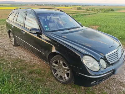 Gebraucht Mercedes E320 Elegance 204 PS (150 kW) 2003 Schwarz Kombi