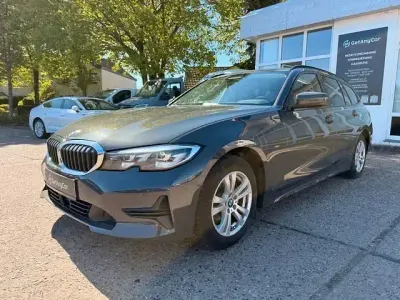 Gebraucht BMW 320 Advantage 190 PS (139 kW) 2021 Grau Limousine
