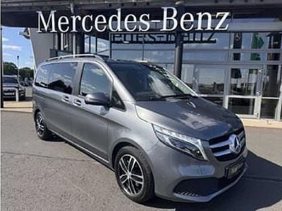 Mercedes V220