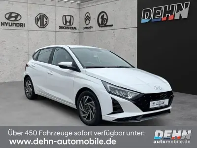 Neu Hyundai i20 Trend 90 PS (66 kW) 2026 Weiß Kleinwagen