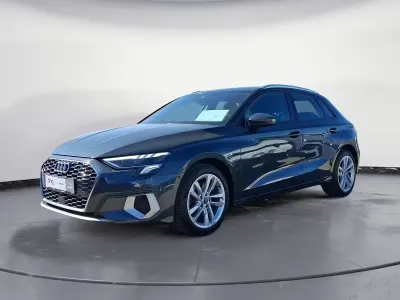 Używany Audi A3 Advanced 110 KM (80 kW) 2021 Szary Sedan/Limuzyna