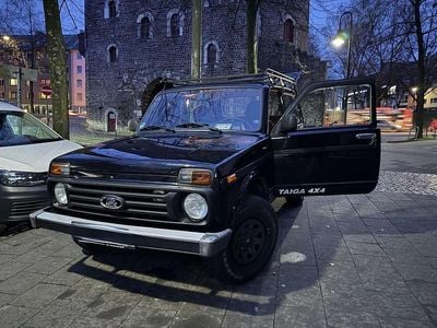 Gebraucht Lada niva 83 PS (61 kW) 2018 Schwarz SUV