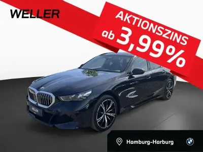 Gebraucht BMW 520 M Sport 197 PS (144 kW) 2025 Black sapphire (schwarz) Kombi