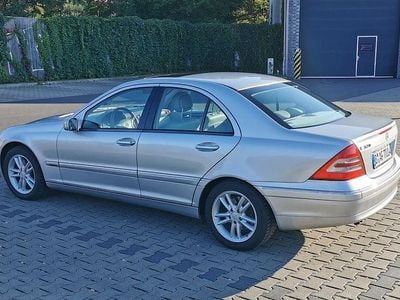 Mercedes C320