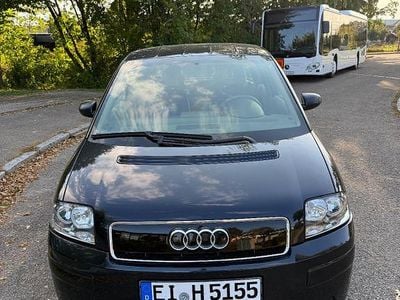 Gebraucht Audi A2 61 PS (44 kW) 2002 Blau Kleinwagen