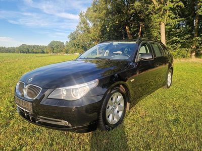 BMW 523