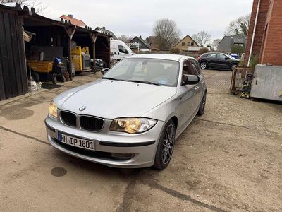 Silber Gebraucht 2010 BMW 116 Kleinwagen | 3.500 € (Fairer Preis)