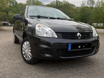 Second-hand Renault Clio II Campus 58 CP (42 kW) 2011 Negru Hatchback