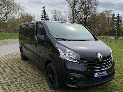 Second-hand Renault Trafic 145 CP (106 kW) 2016 Negru Monovolum