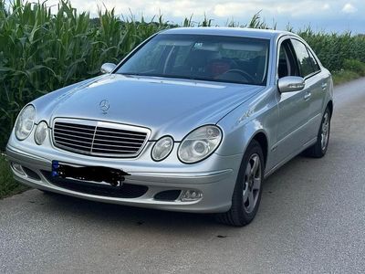Mercedes E220