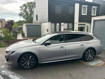 Gebraucht Peugeot 508 SW GT-line 131 PS (96 kW) 2020 Grau Kombi