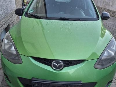 Grün Gebraucht 2010 Mazda 2 Kleinwagen | 1.800 € (Guter Preis)