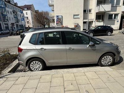 Gebraucht VW Golf Sportsvan Trendline 86 PS (63 kW) 2017 Grau Van / Kleinbus