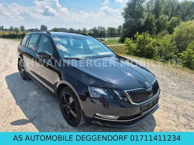 Gebraucht Skoda Octavia Style 150 PS (110 kW) 2020 Schwarzmagic perleffekt Kombi