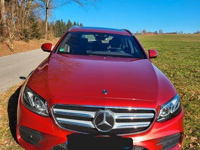 Rot Gebraucht 2020 Mercedes E400 SUV | 29.900 € (Fairer Preis)