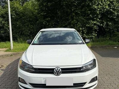 Weiß Gebraucht 2019 VW Polo Trendline Kleinwagen | 8.000 € (Guter Preis)