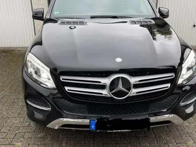 Używany Mercedes GLE350 258 KM (189 kW) 2017 Czarny SUV