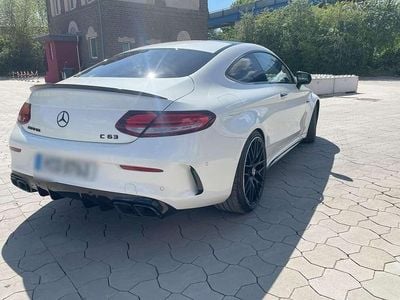 Mercedes C63 AMG