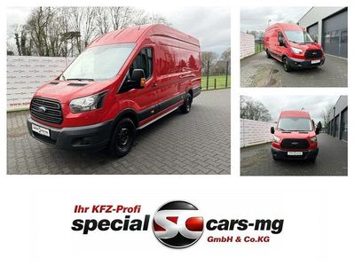 Gebraucht Ford Transit 105 PS (77 kW) 2017 Race red Van