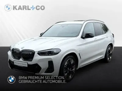 Gebraucht BMW iX3 Impressive 211 kW (287 PS) 2024 Mineralweiss metallic SUV