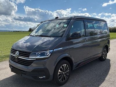 Gebraucht VW California Beach 150 PS (110 kW) 2024 Grau Van