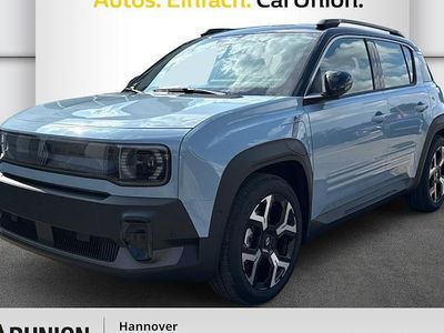 Second-hand Renault 4 E-Tech Komfort 110 kW (150 CP) 2025 Albastru SUV