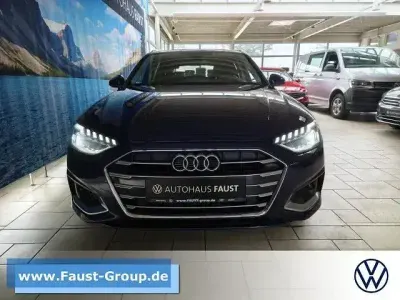 Gebraucht Audi A4 Advanced 136 PS (100 kW) 2020 Blau metallic Kombi