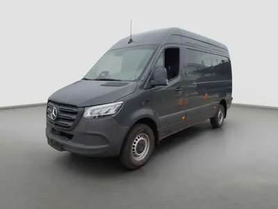 Gebraucht Mercedes E-Sprinter 100 kW (136 PS) 2025 Grau Van