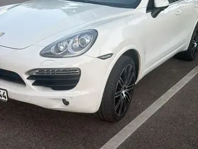 Usata Porsche Cayenne S 400 CV (294 kW) 2013 Bianco SUV