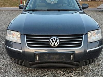 Gebraucht VW Passat 193 PS (141 kW) 2002 Grau Kombi