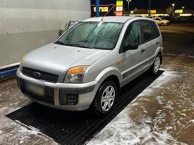 Silber Gebraucht 2007 Ford Fusion Kombi | 3.500 € (Fairer Preis)