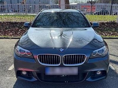 Gebraucht BMW 530 M Sport 258 PS (189 kW) 2016 Grau Kombi