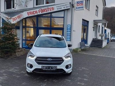 Weiß Gebraucht 2019 Ford Kuga ST-Line SUV | 17.750 € (Fairer Preis)