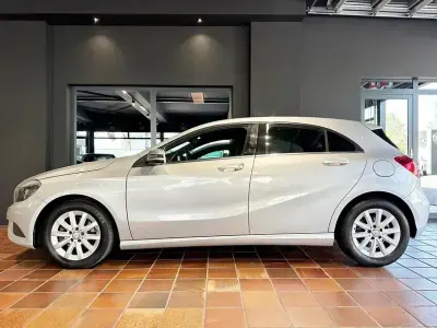 Gebraucht Mercedes A180 Style 122 PS (89 kW) 2013 Silber Limousine