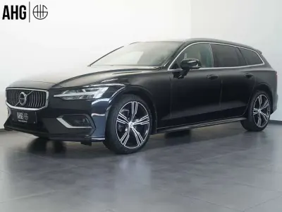 Gebraucht Volvo V60 Inscription 190 PS (139 kW) 2018 Schwarz Kombi