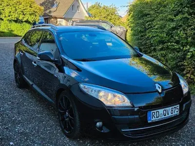 Gebraucht Renault Mégane GrandTour Luxe 177 PS (130 kW) 2011 Schwarz Kombi