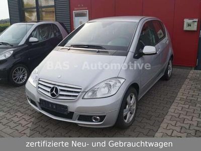 Gebraucht Mercedes A200 Avantgarde 136 PS (100 kW) 2009 Silber metallic Limousine