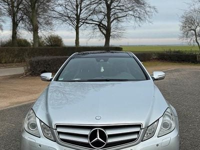Gebraucht Mercedes E350 231 PS (169 kW) 2009 Grau Coupé