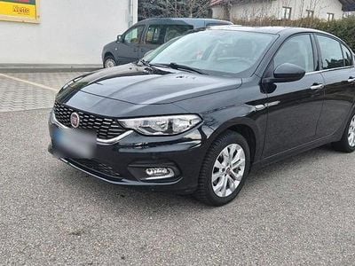 Gebraucht Fiat Tipo 95 PS (69 kW) 2016 Schwarz Limousine