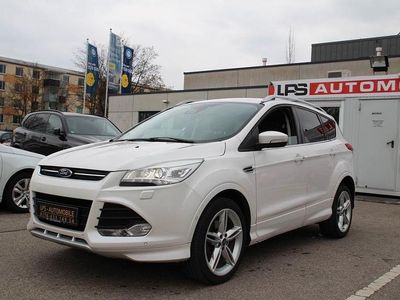 Gebraucht Ford Kuga Individual 163 PS (119 kW) 2013 Weiß SUV